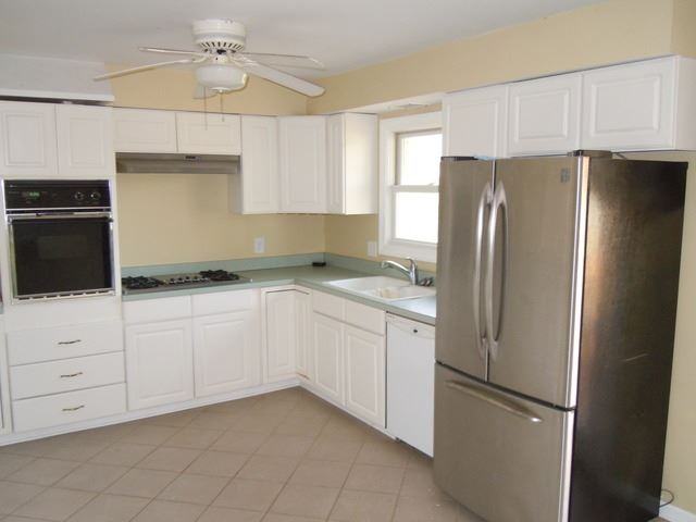 37 N Cypress Dr - Photo 2 of 14