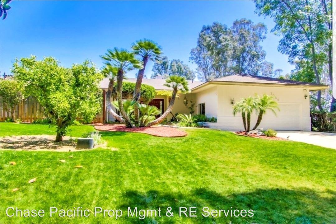 2056 Vista Hermosa Way - Photo 2 of 18