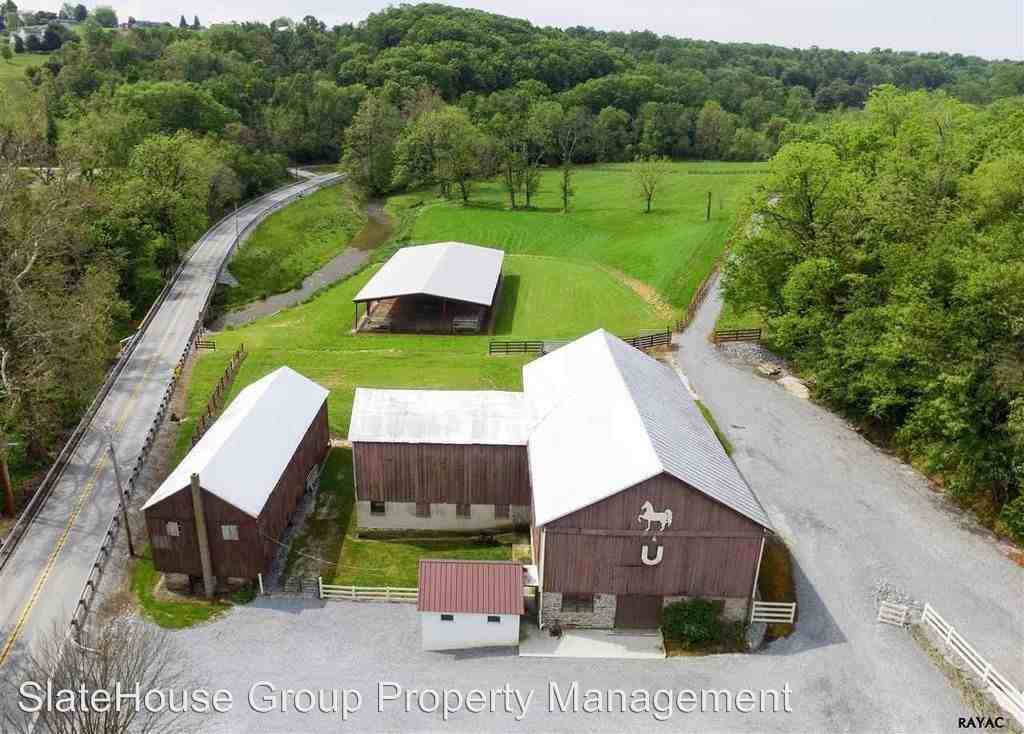 204 Abels Rd - Photo 2 of 36