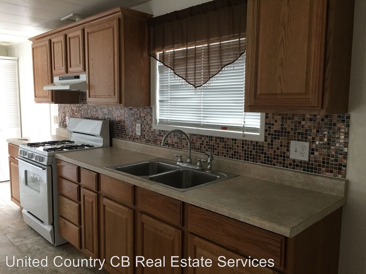 10754 Crystal Canyon W - Photo 3 of 10