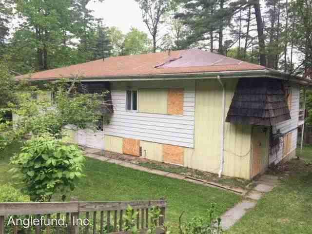 108 Hemlock Hill #D - Photo 2 of 5