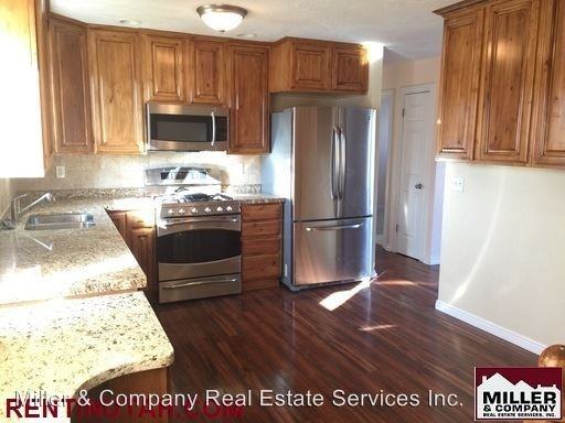 639 Sir Philip Dr W - Photo 2 of 4