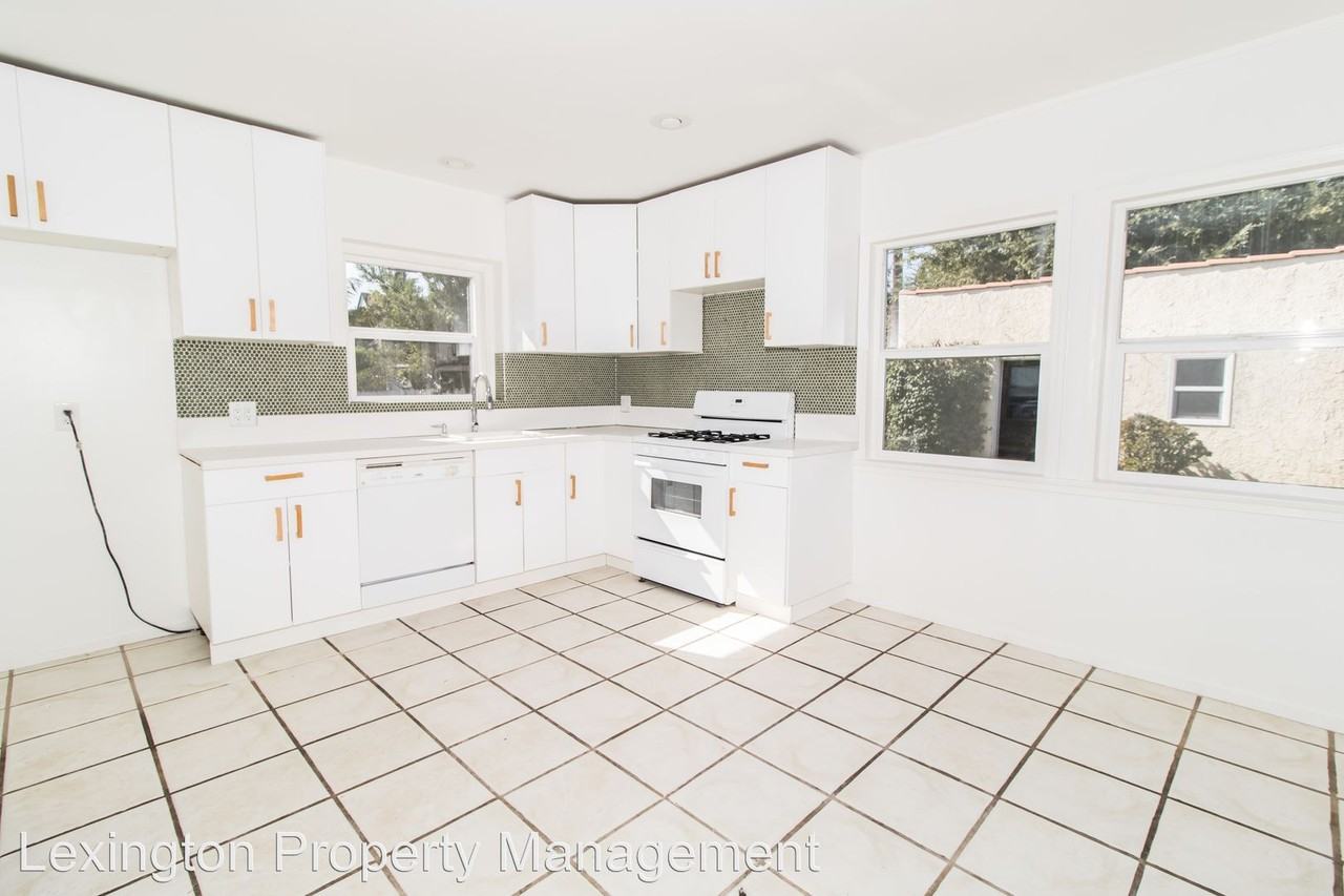 3349 McManus Ave - Photo 2 of 10