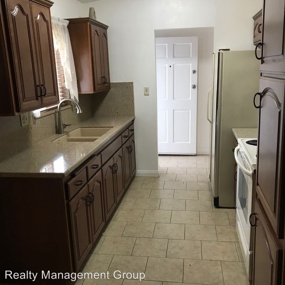 1890 Cordrey Ct - Photo 2 of 15