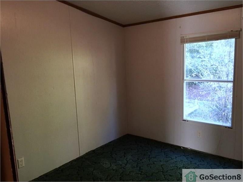 407 Fletcher St - Photo 2 of 13