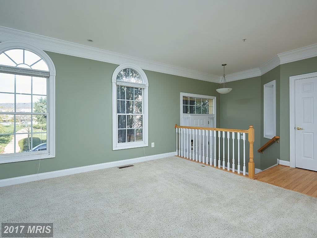 218 Cork Tree Ln - Photo 3 of 27