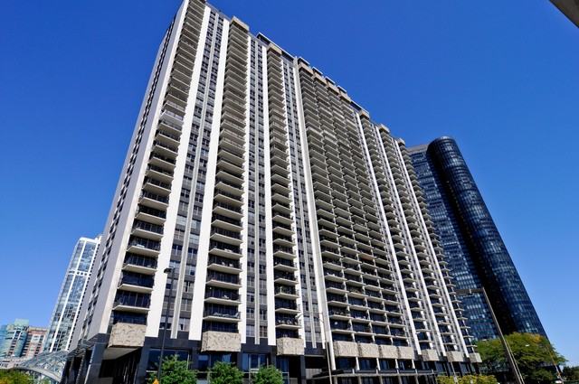 400 E Randolph St #1408