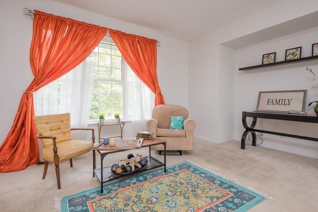 725 Brighton Cir - Photo 2 of 32