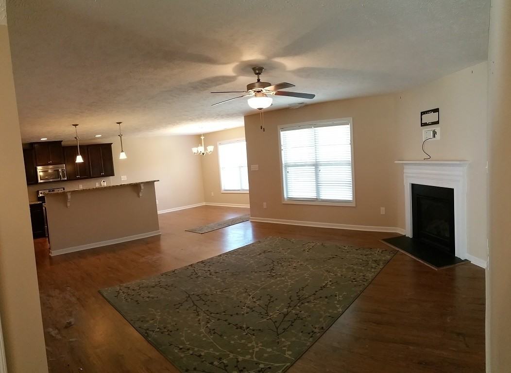 200 Windwood Dr - Photo 3 of 33