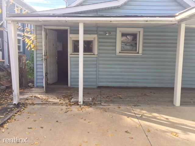 1609 Herbert St - Photo 3 of 15