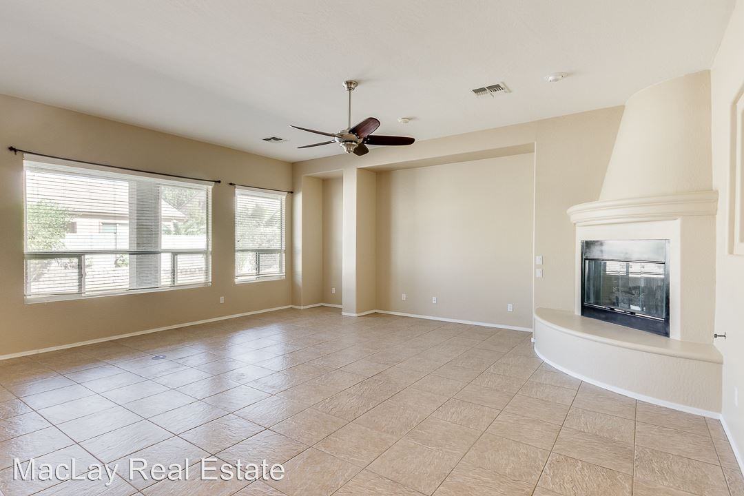 2046 E San Carlos Pl - Photo 3 of 33