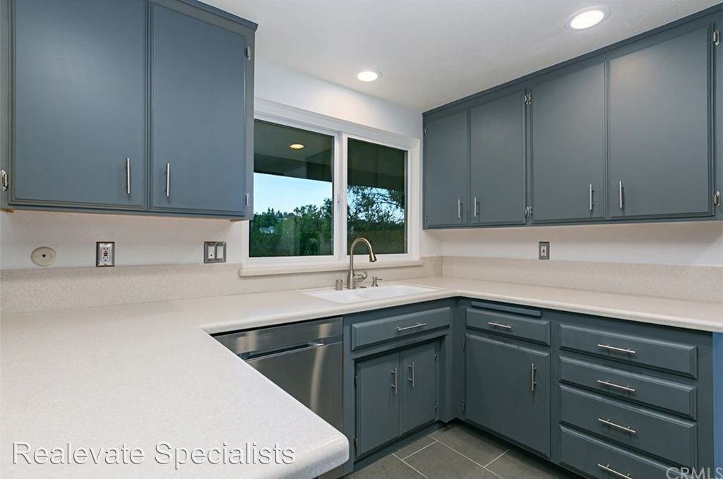 9665 Galatea Ln - Photo 3 of 9