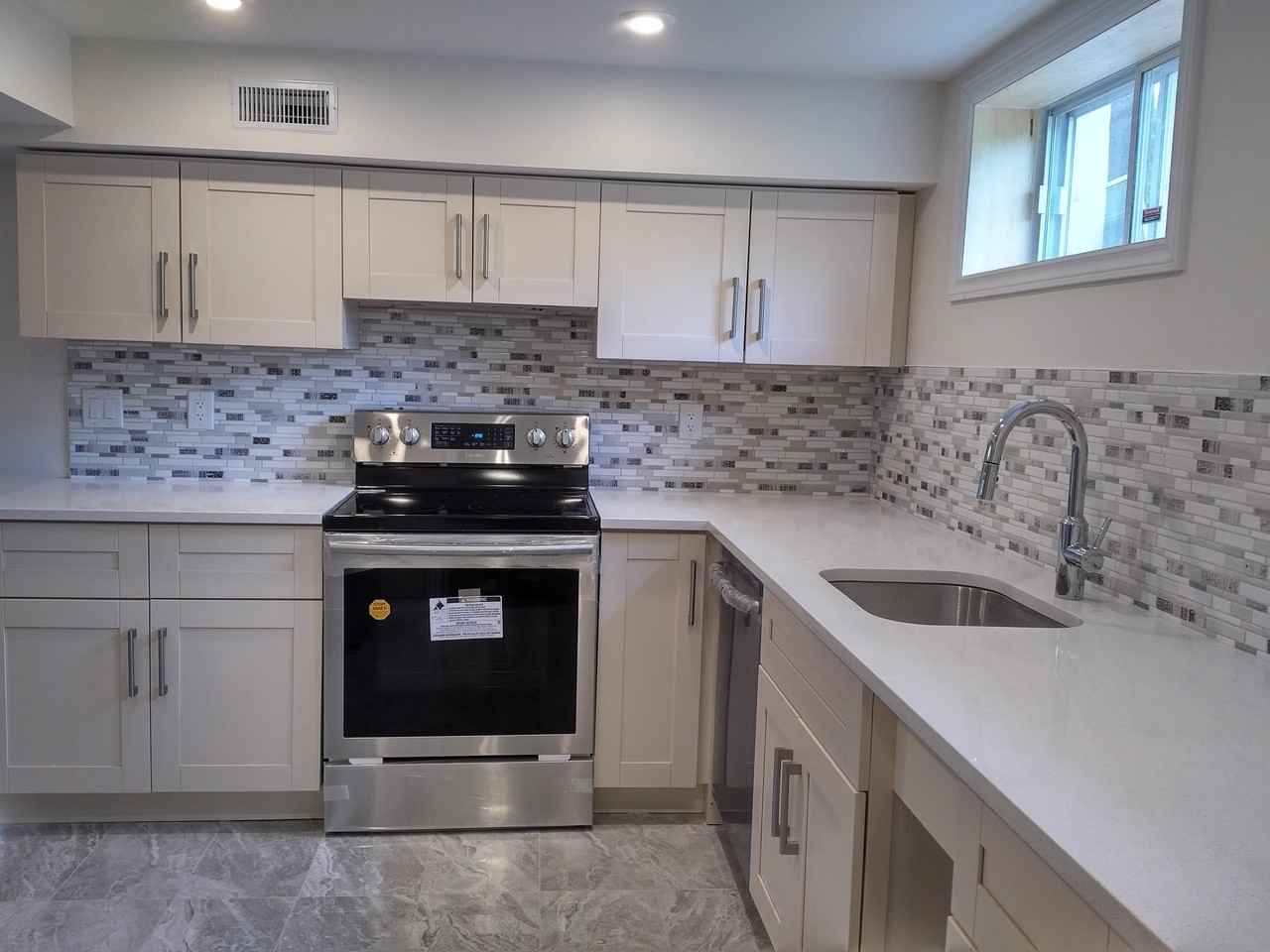 Gage Crescent & Navaho Dr #B - Photo 2 of 12