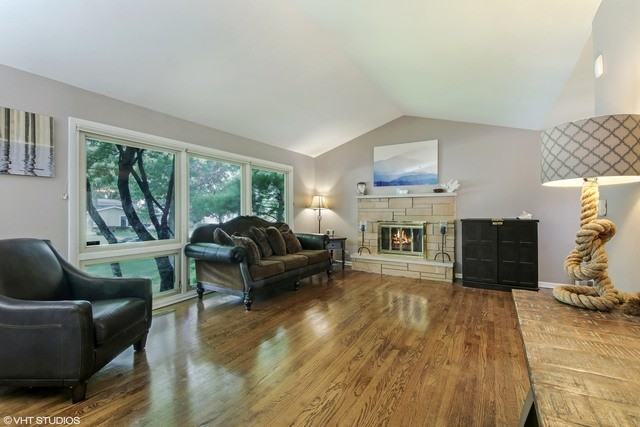 1251 Kenton Rd - Photo 2 of 20