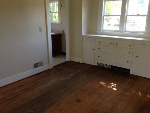 2315 SE 20th Ave - Photo 3 of 6