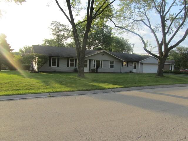 2571 Forest Glen Pkwy - Photo 2 of 25
