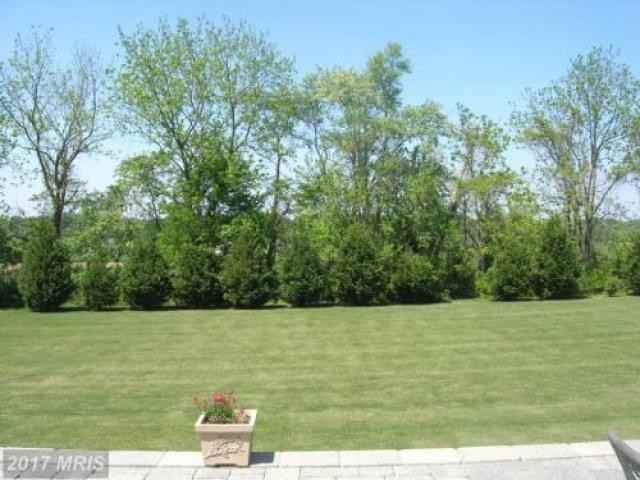 37 Marie Ln - Photo 3 of 6