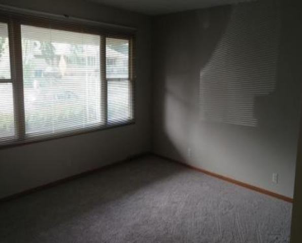 2941 Mulford Dr SE - Photo 3 of 6