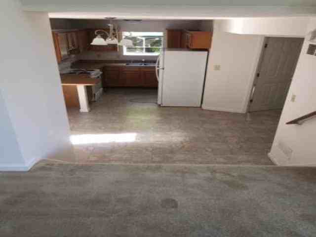 300 Chase Pl - Photo 3 of 6