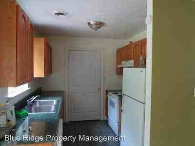 805 Scott St - Photo 3 of 12