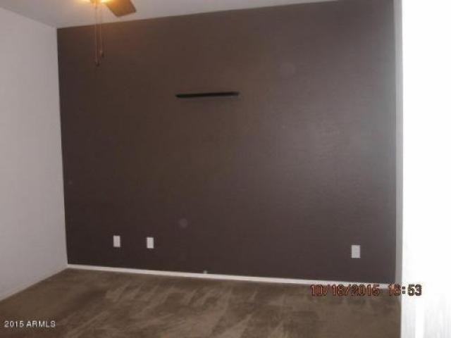 85138 W Kingfisher Ln - Photo 3 of 6