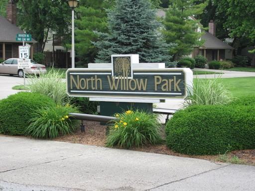 2519 Brewster Rd - Photo 3 of 7