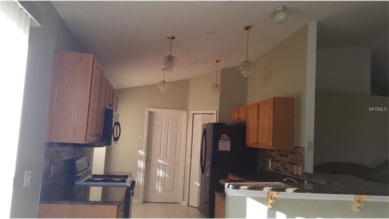 228 Ronaldale Ave - Photo 3 of 16