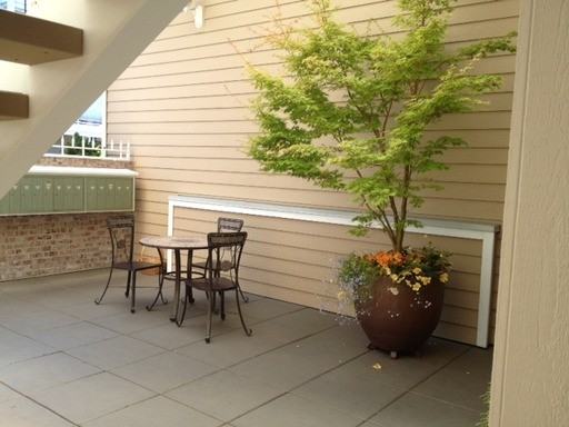 404 3rd Ave S - Photo 2 of 8