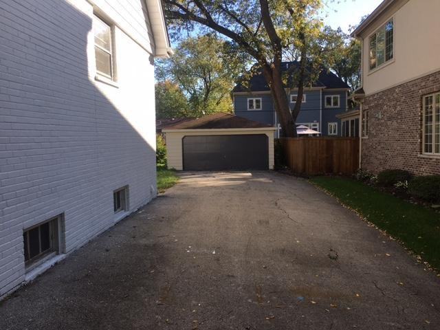 727 Phillippa St - Photo 2 of 11
