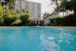 513 E Las Olas Blvd - Photo 2 of 10