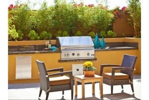 Latitude 33 - Photo 3 of 37