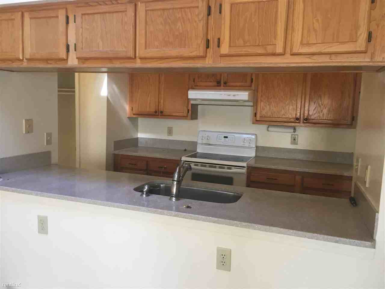 2806 Clear Shot Dr - Photo 2 of 9