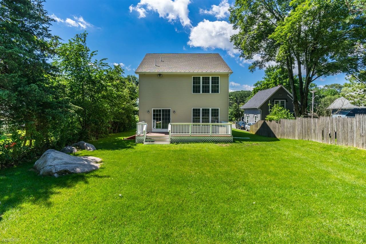 69 Southville Rd - Photo 3 of 20