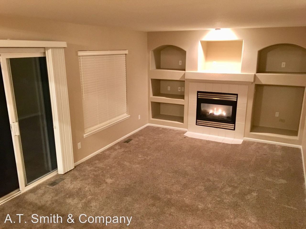 5530 S Harlan St - Photo 3 of 18