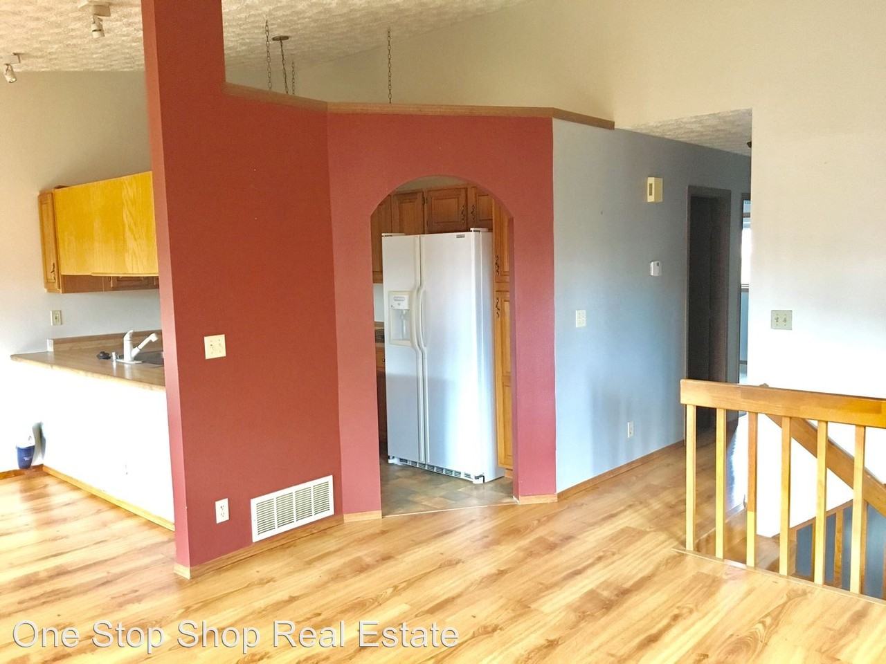 3370 Cosmic Cir - Photo 2 of 3