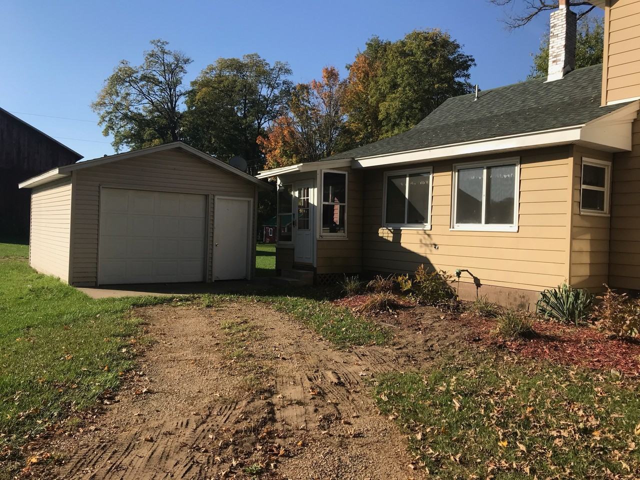 4142 104th Ave - Photo 3 of 17