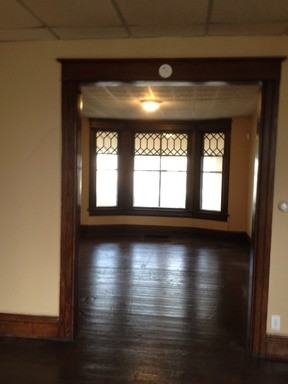 242 E Woodland Ave - Photo 3 of 7