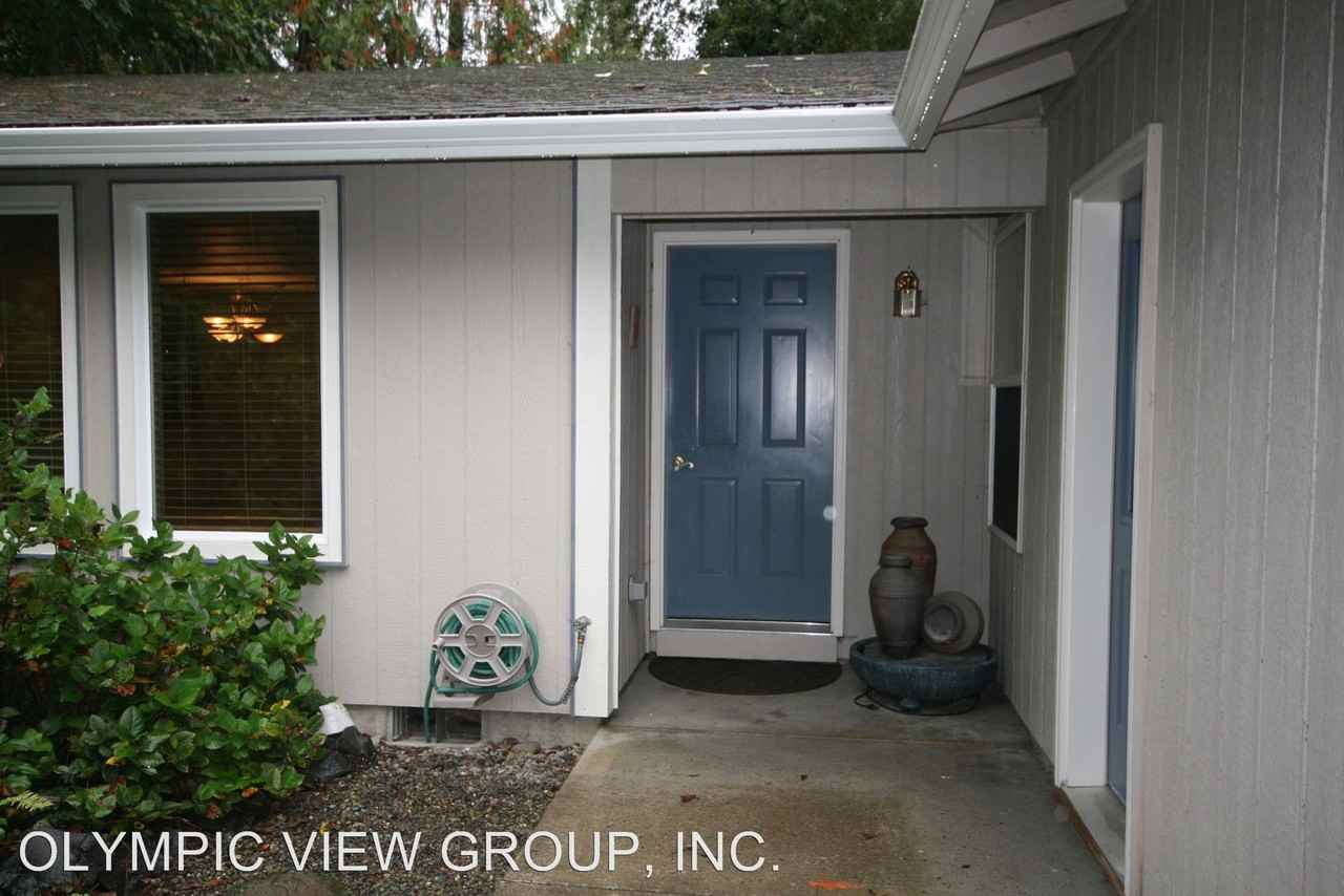 9727 Whitecap Dr NW - Photo 2 of 20