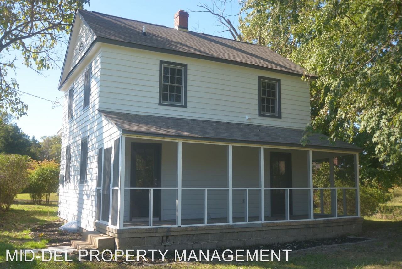 4677 Summit Bridge Rd - Photo 3 of 14