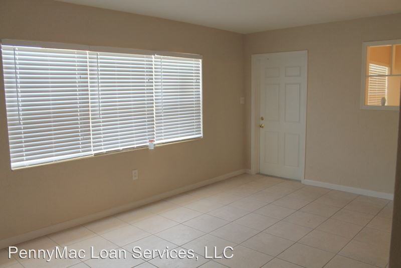 4500 58th St N - Photo 3 of 21