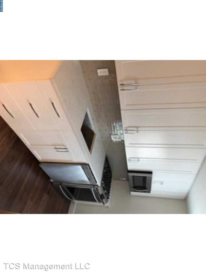 220 E Mermaid Ln - Photo 3 of 3