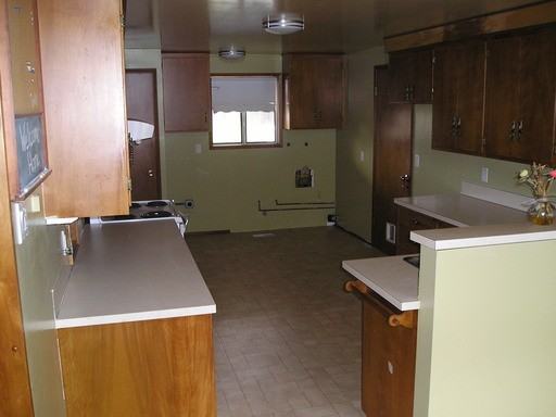 9373 Claybrook Rd - Photo 3 of 8