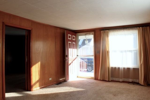 107 S Marion Rd - Photo 3 of 8