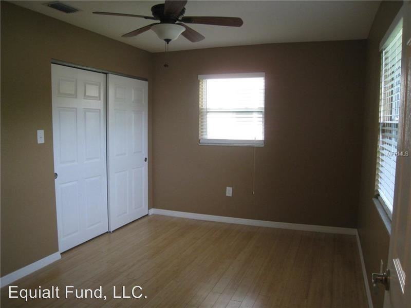 415 Crosswinds Dr - Photo 3 of 4