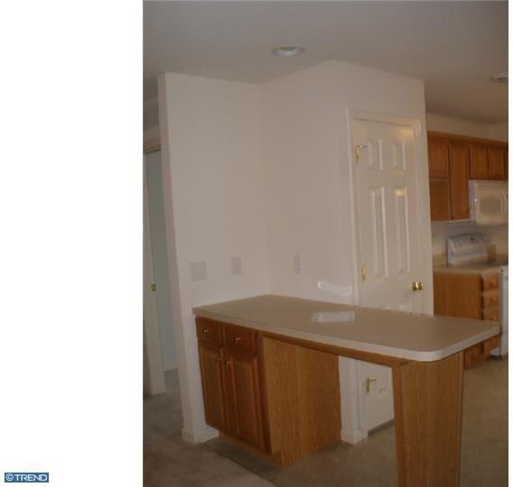 10 Kristine Ave - Photo 2 of 13