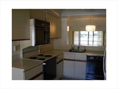 5086 Golfview Ct - Photo 2 of 5