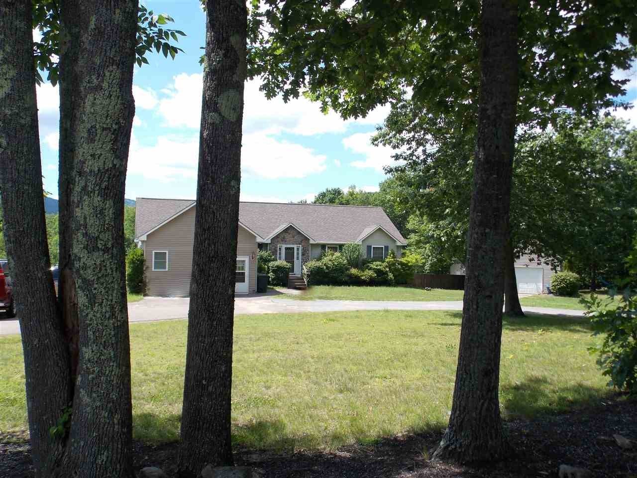 44 Reed Rd - Photo 2 of 11