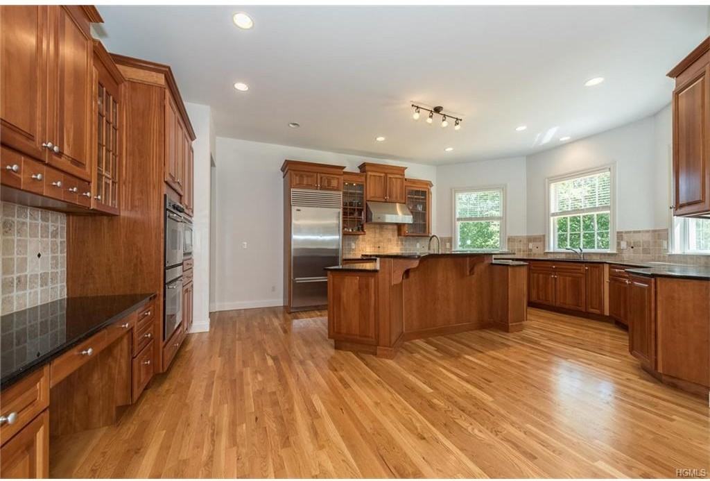 7 Hope Farms Rd - Photo 2 of 28