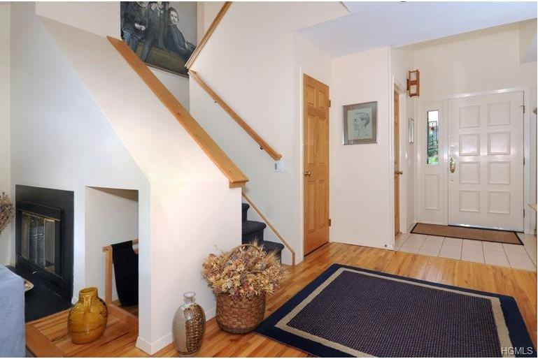 290 Birch Ln - Photo 3 of 19