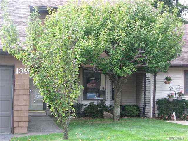 139 Scarlett Way - Photo 2 of 13
